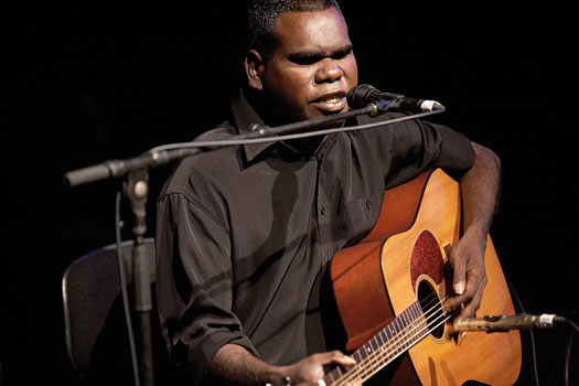 Geoffrey Gurrumul Yunupingu