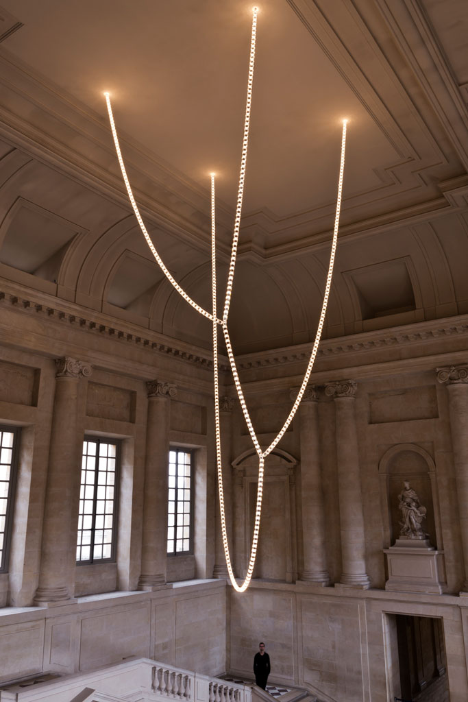 Lustre Gabriel by Ronan and Erwan Bouroullec in collaboration with Swarovski for the Palace of Versailles © Studio Bouroullec