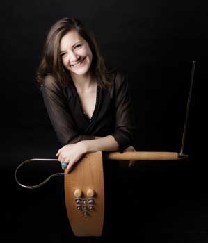 Carolina Eyck playing the theremin