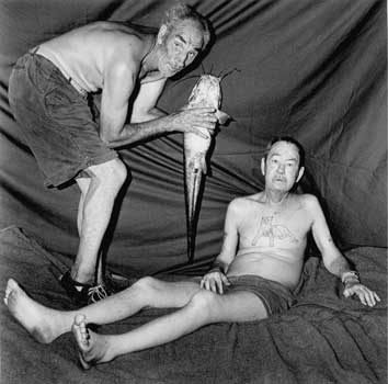 Roger Ballen, Two men with-barbel, 1999 TP