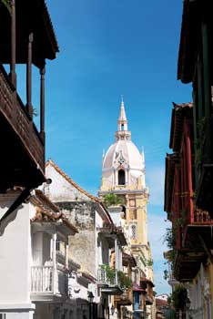 Street view of classic colonial architecture