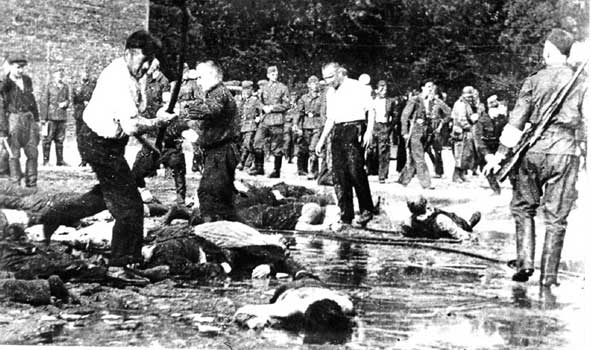 Jews beaten to death by Lithuanians with iron bars, Kovno 1941